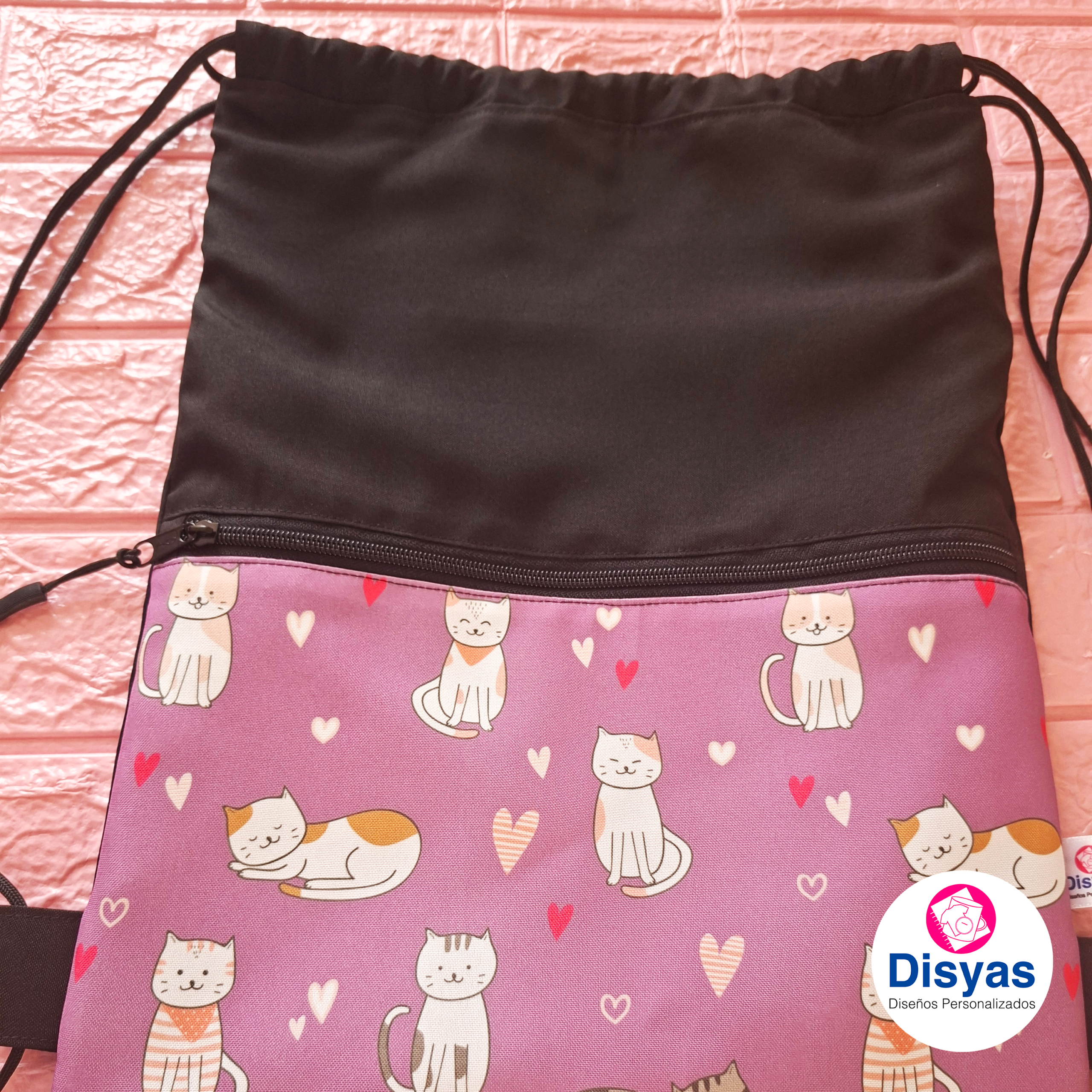 Morral Con Cordón y Bolsillo Frontal Diseño Gatos - Imagen 3